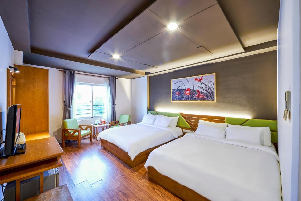The Noble Swan Hotel Saigon Хошимін Екстер'єр фото