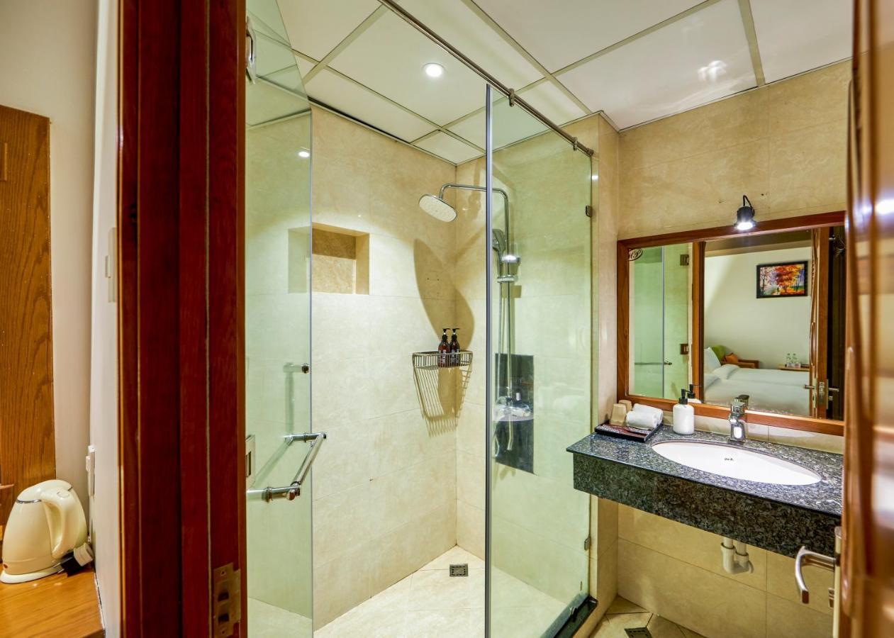 The Noble Swan Hotel Saigon Хошимін Екстер'єр фото