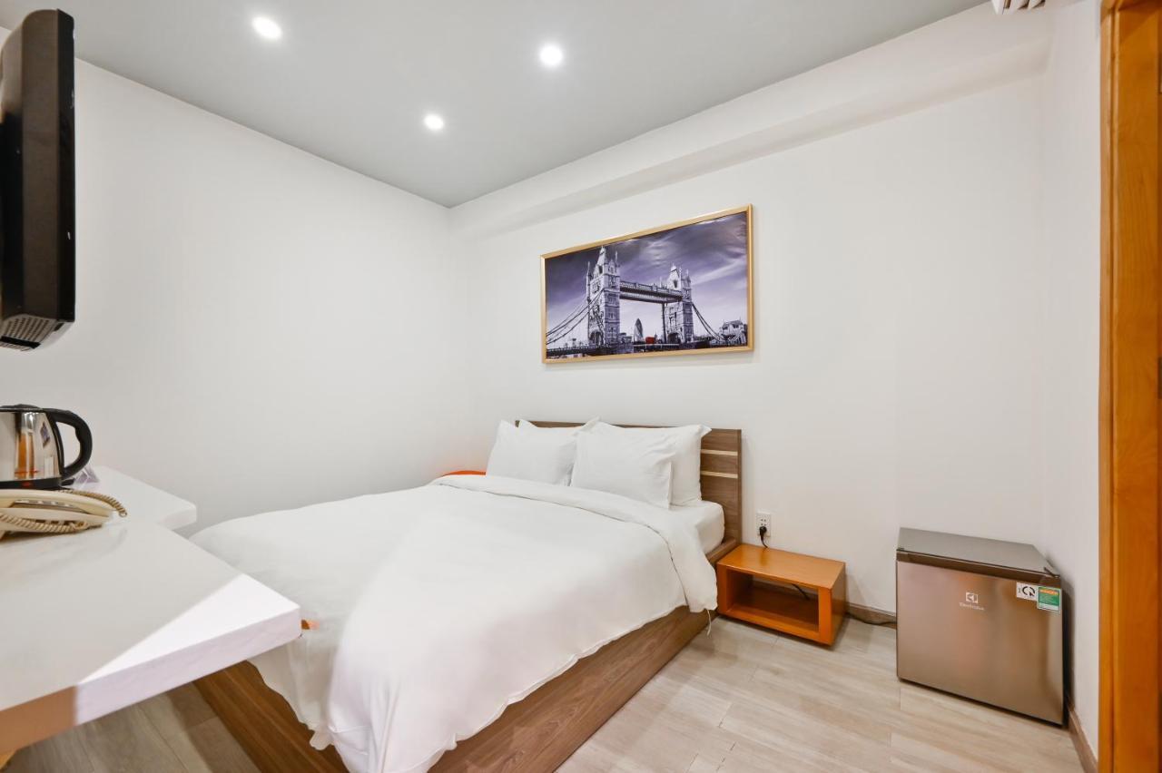The Noble Swan Hotel Saigon Хошимін Екстер'єр фото